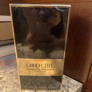 Carolina Herrera Good Girl 50ml sealed in box